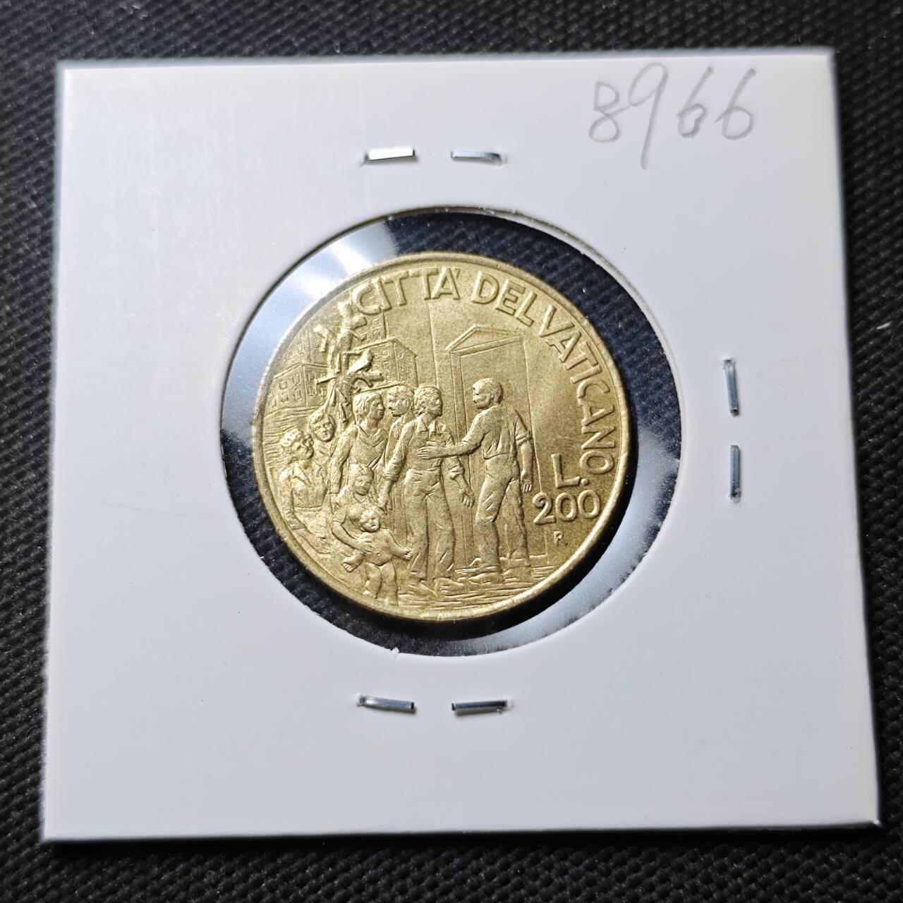 KK钱币收藏小铺  第389期  2月预留时间 周末发货  梵蒂冈200里拉 好品