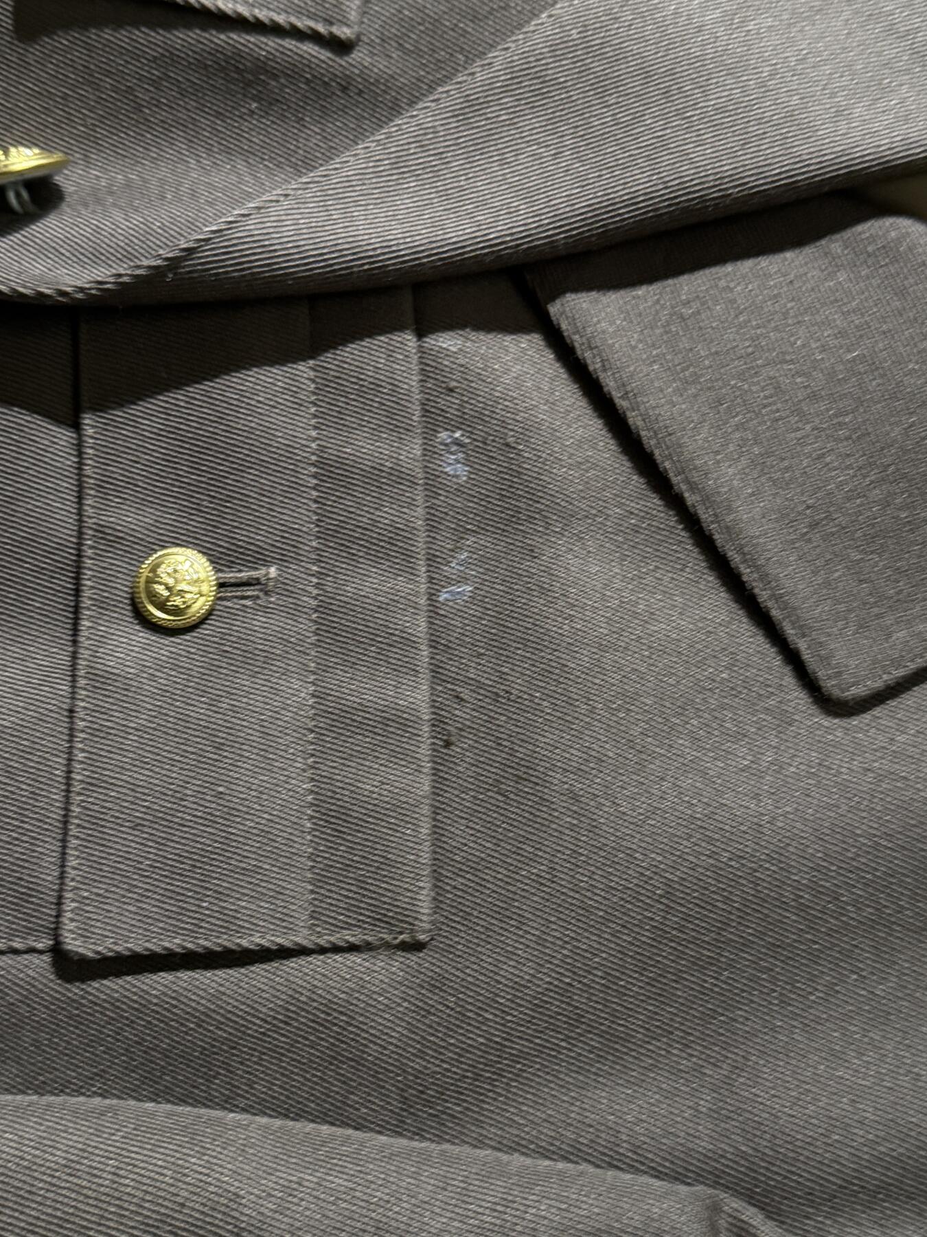 戎马世界章牌大赏第110期 匈牙利中校常服