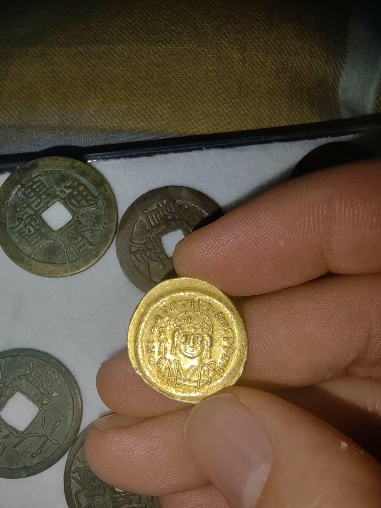 东罗马，莫里斯金币