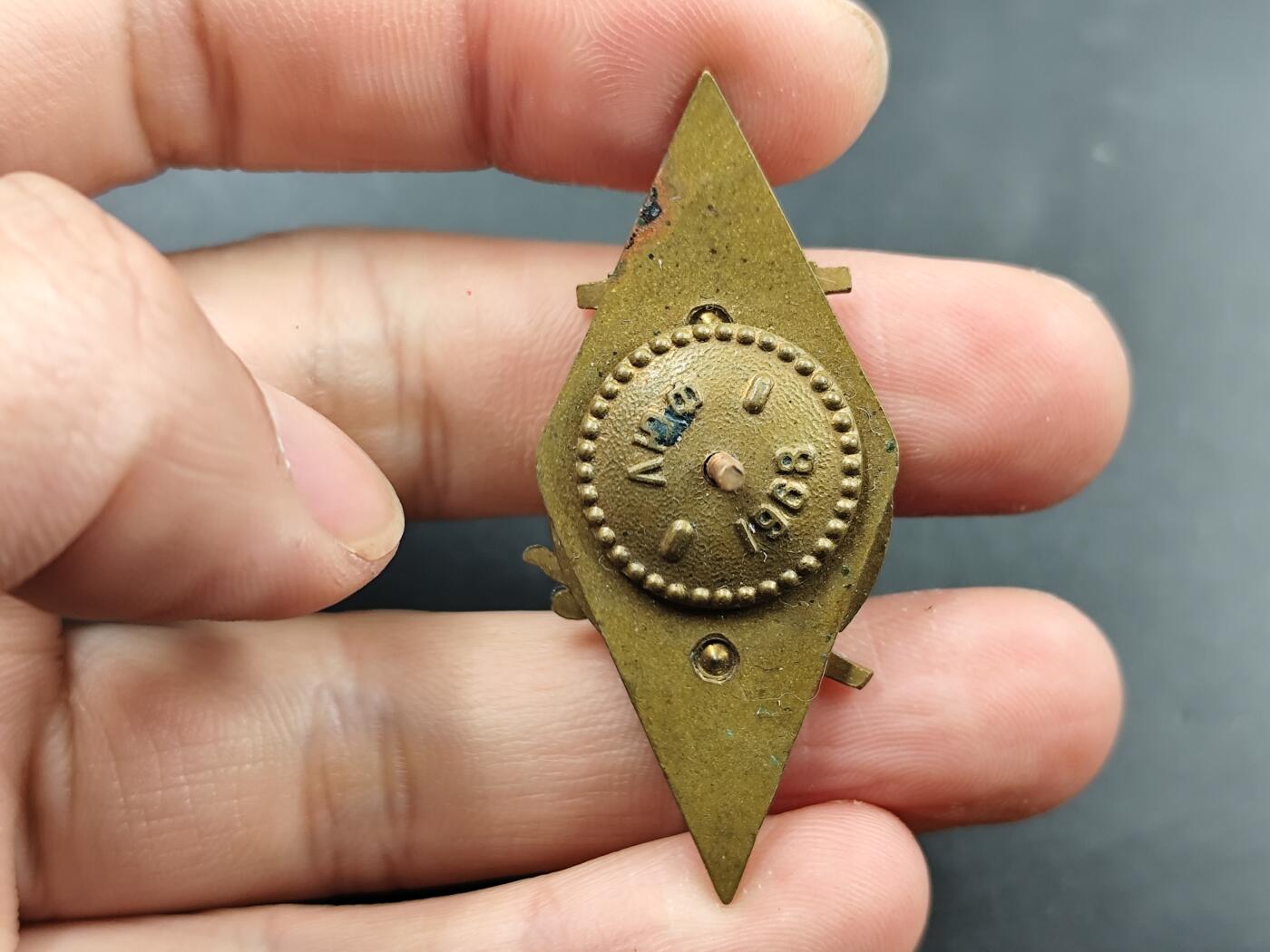 1月22日徽章钱币专场