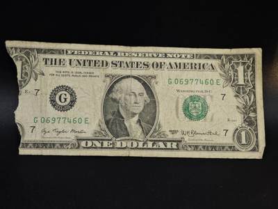 【淘币小摊】实时拍第八百五十四拍   无佣金福利纸币场   满百包邮可预留二周 每周一统一发货   - 美国1美元纸币【有折破损】