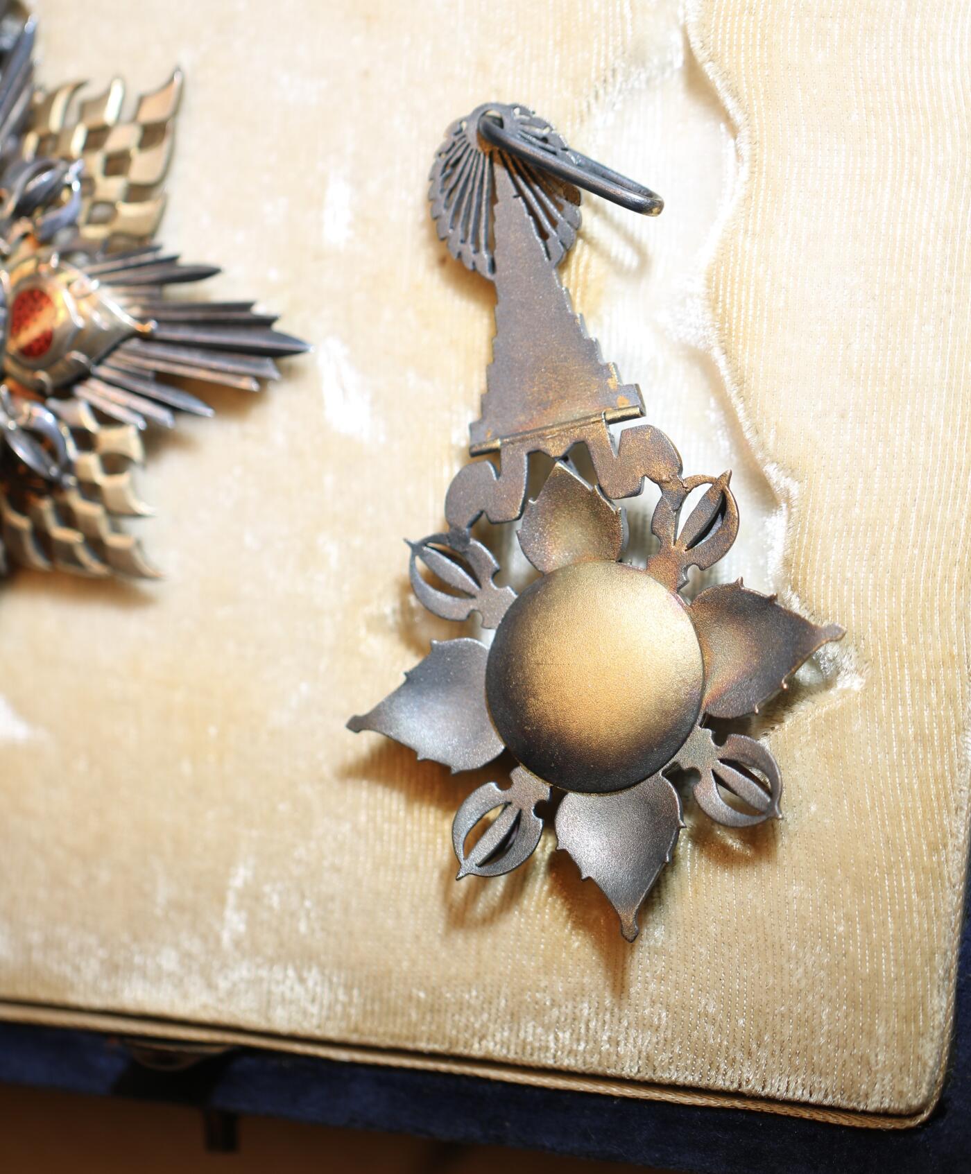 大猫徽章拍卖 第287期 泰国特级王冠勋章