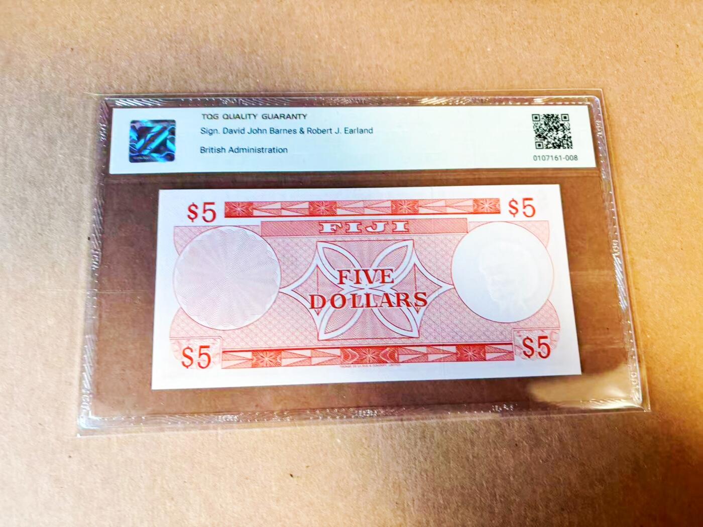 【Blue Auction】世界纸币精拍第779期——18级TOP拍卖/信誉/品质/专业/高效💫 斐济1974年5元 戎装女王 TQG58