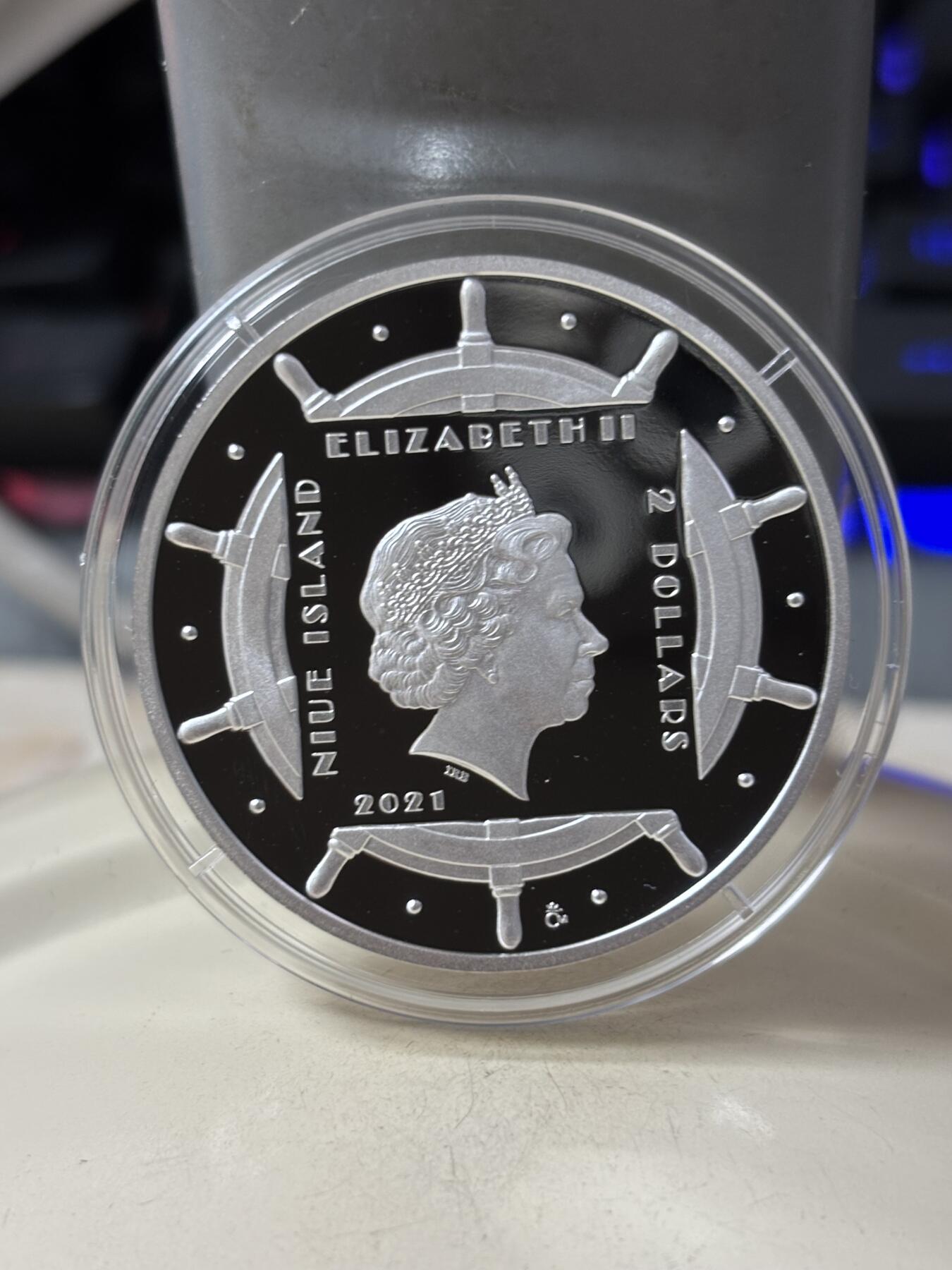 第189期拍卖 纽埃2021年征服北极系列1盎司精制纪念银币，999银，发行1000枚