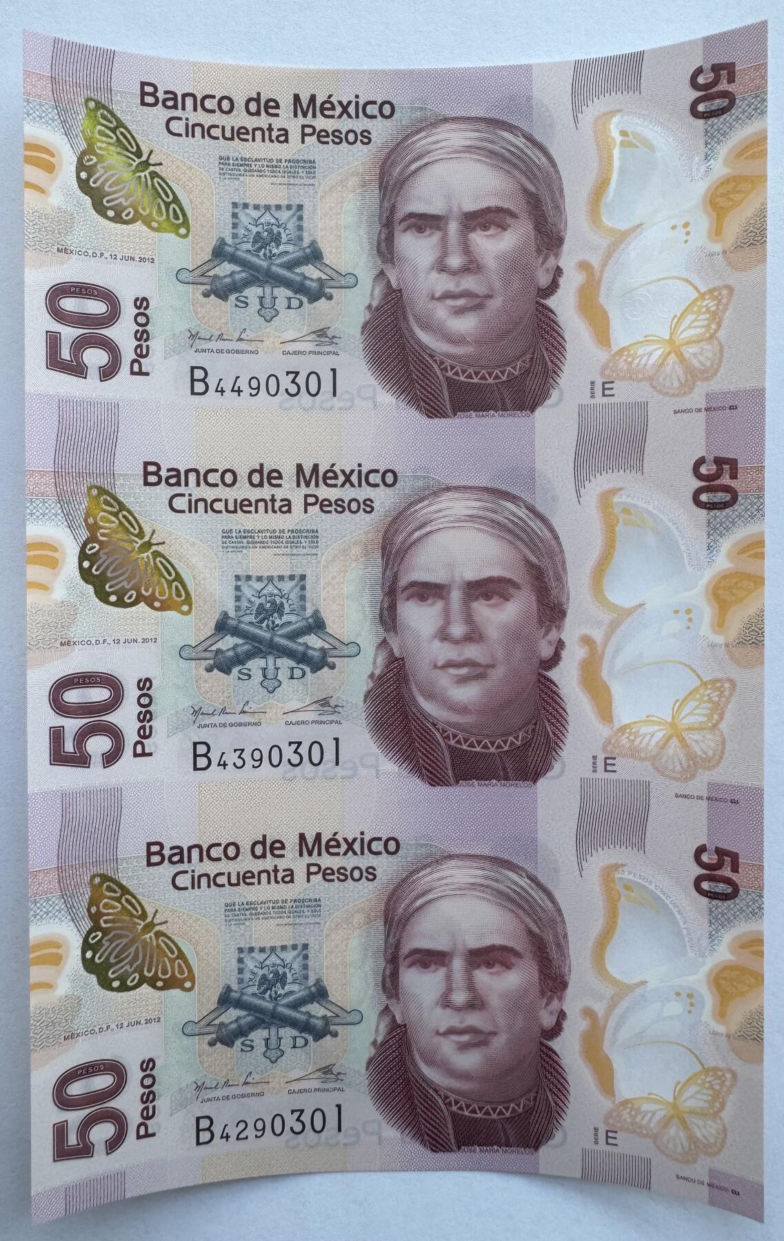 2026第2场（总第229期）：精品测试钞、连体钞综合场 三连体/墨西哥2012年版50比索塑料连体钞UNC（E系列、B冠、签名21）