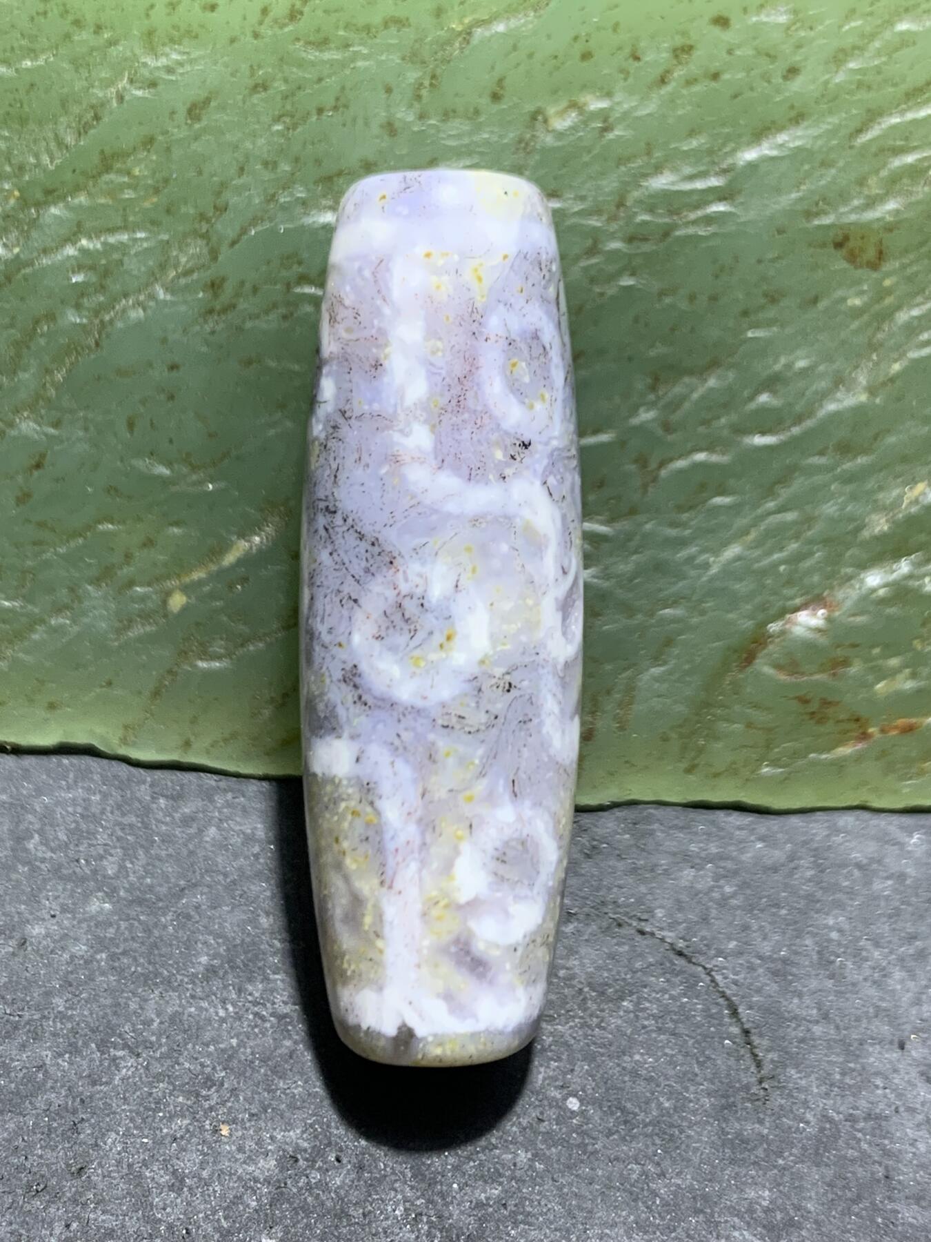 精品藏传象雄朱砂九眼随形天珠一颗