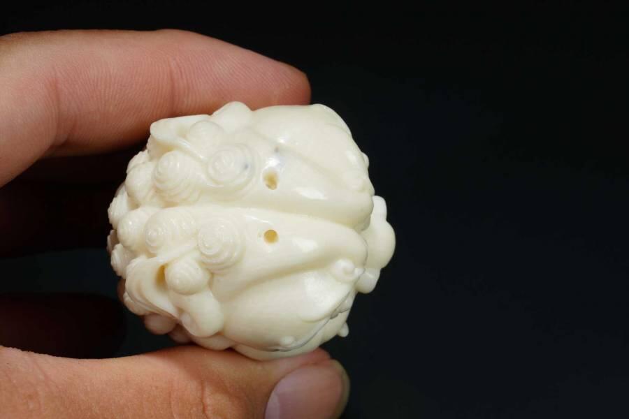 上海都达杂项专场十（全场包邮） 小萌狮手把件