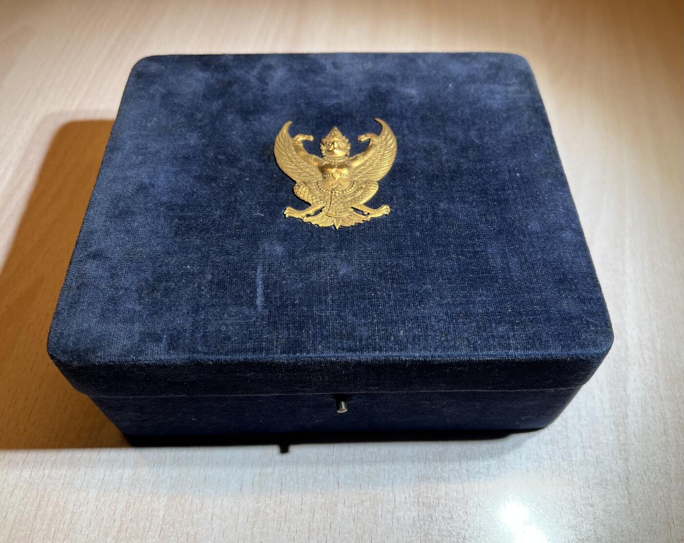 大猫徽章拍卖 第287期 泰国特级王冠勋章