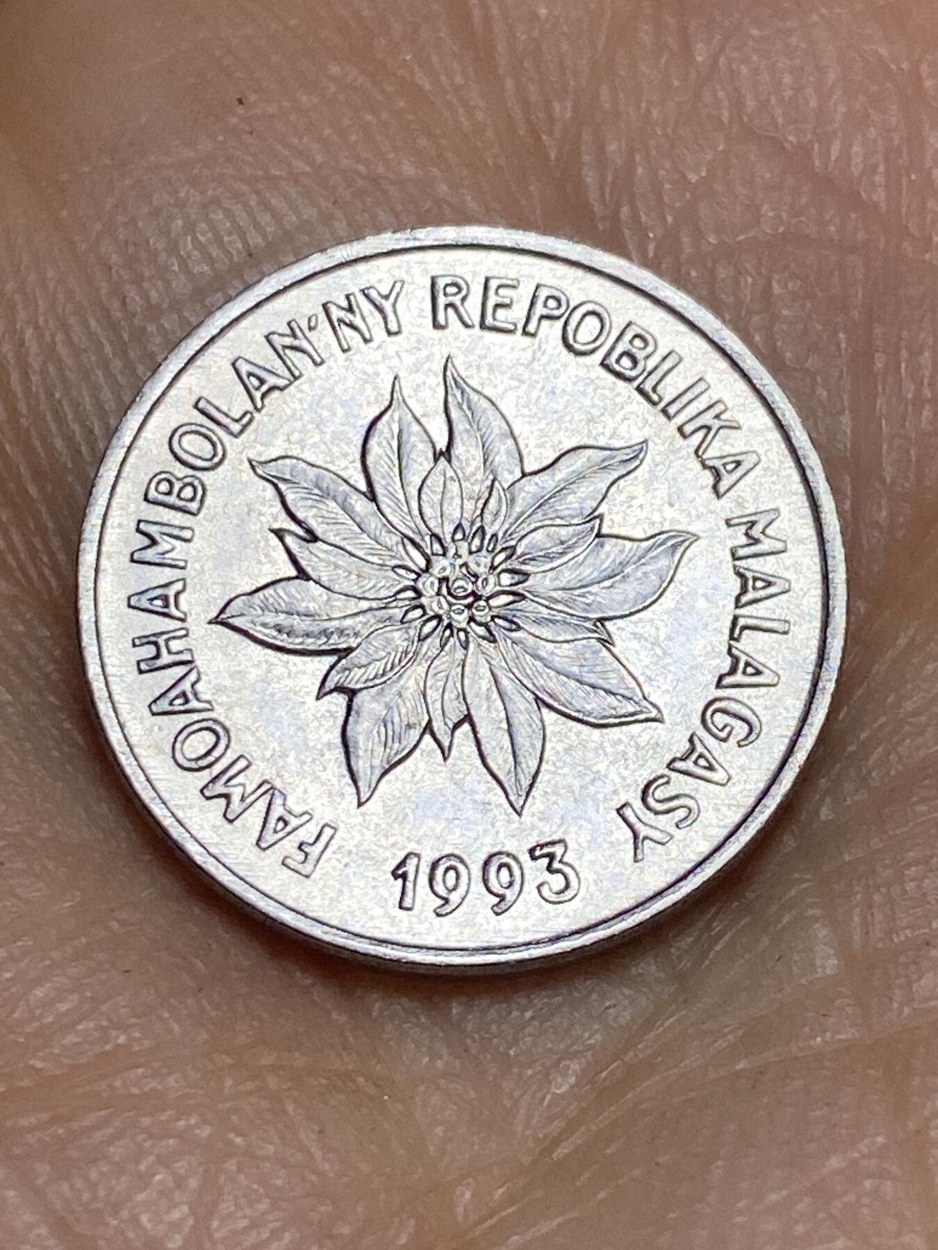 2026年第十五场(总第一百八十四场）外国好品散币场(免佣金) 马达加斯加🇲🇬1993年1法郎