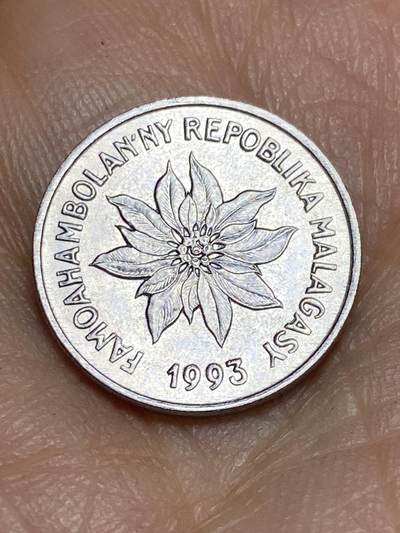 2026年第十五场(总第一百八十四场）外国好品散币场(免佣金) - 马达加斯加🇲🇬1993年1法郎