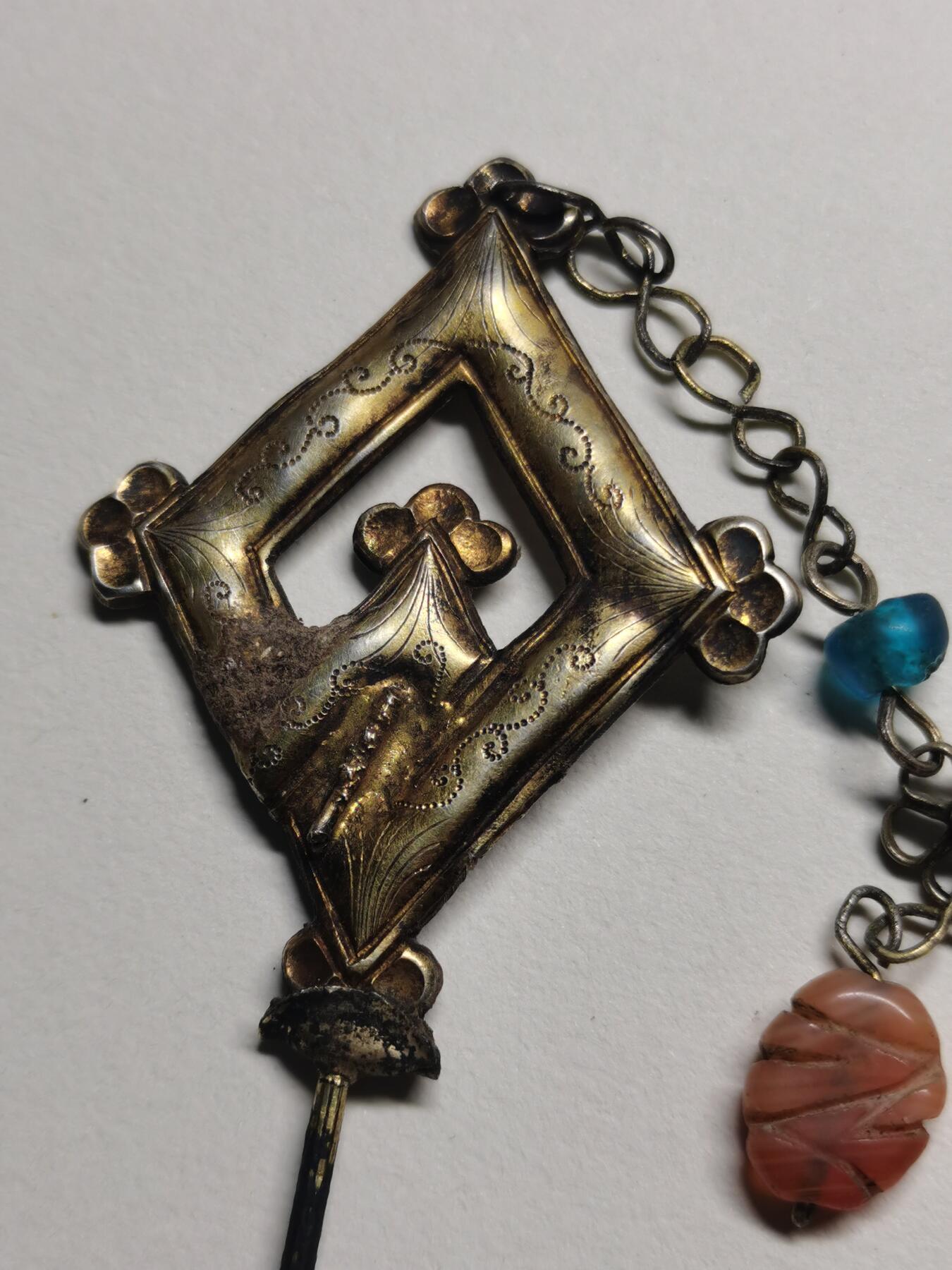 杂件专场96期 清代老银鎏金发簪，清代翡翠玛瑙吊坠