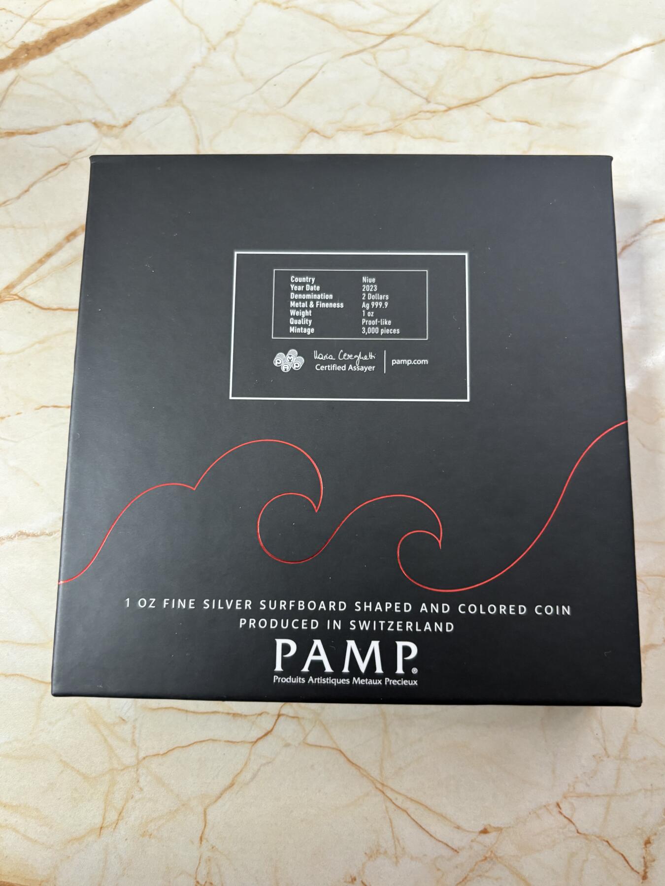 第189期拍卖 纽埃2023年冲浪板1盎司异形彩色纪念银币，999银，发行3000枚