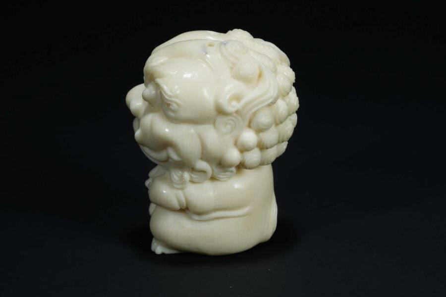 上海都达杂项专场十（全场包邮） 小萌狮手把件