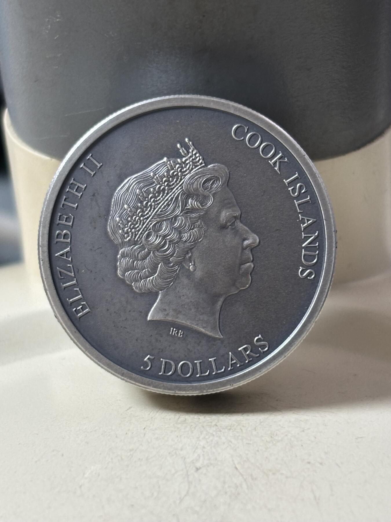 第189期拍卖 库克2021年镶嵌墨西哥索诺拉州拉西埃内加陨石银币，999银，1盎司，发行2500枚