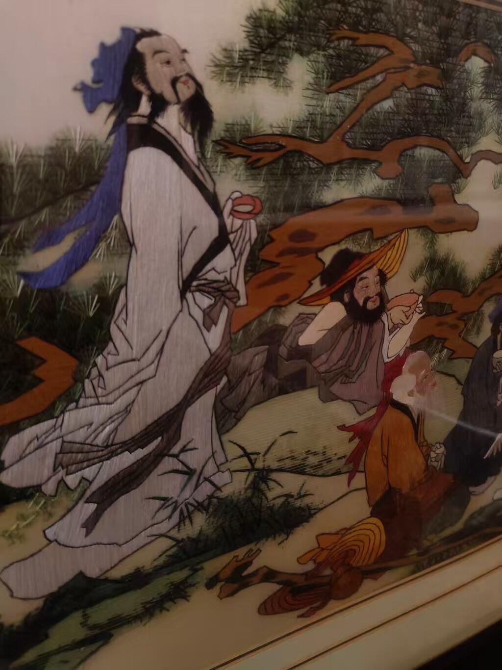 高档蚕丝刺绣：苏工刺绣，【饭中八宝】人物栩栩如生，特别精致，长107.5/宽51.5厘米