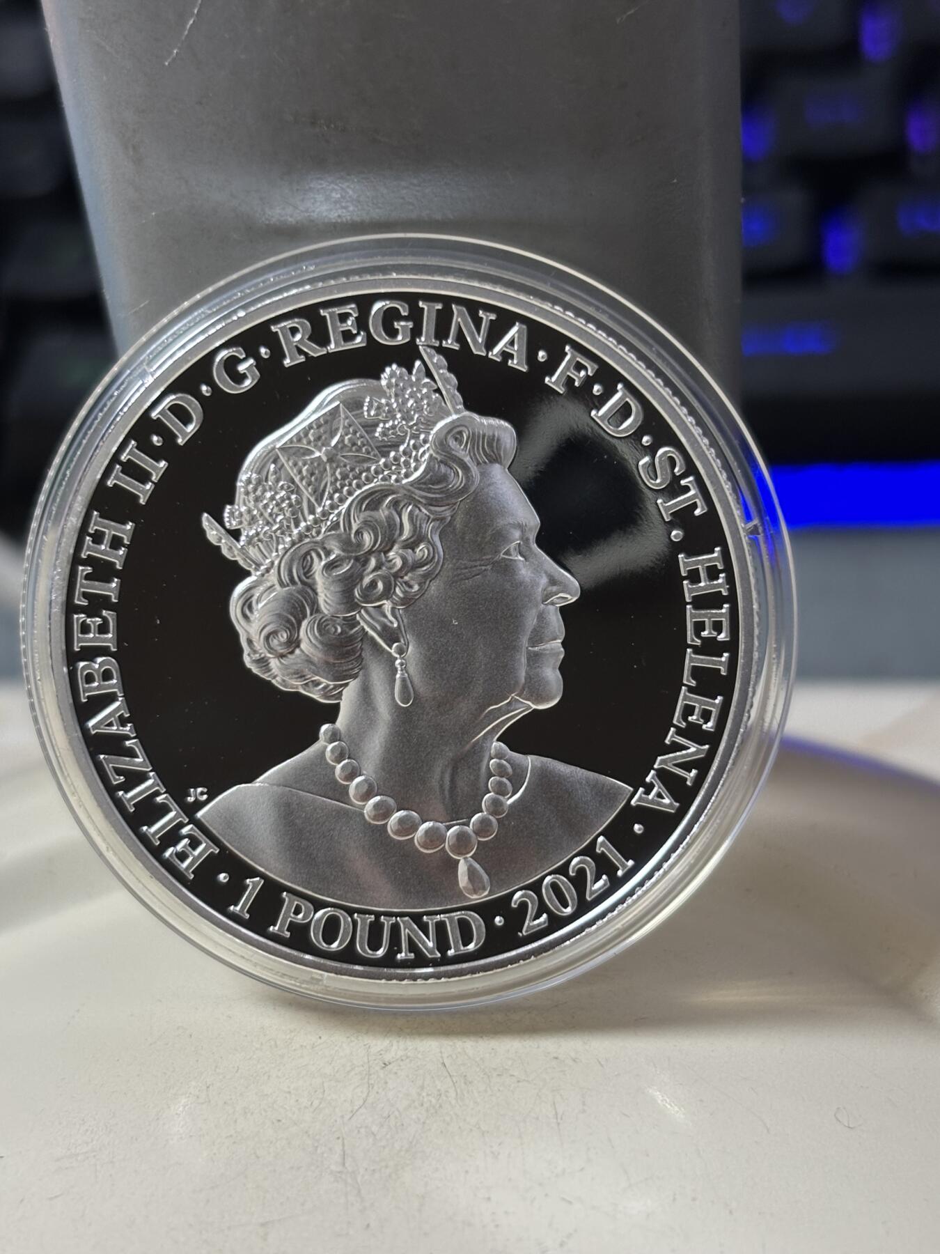 第189期拍卖 圣赫勒拿2021年拿破仑勋章上的蜜蜂精制银币，999银，发行1000枚