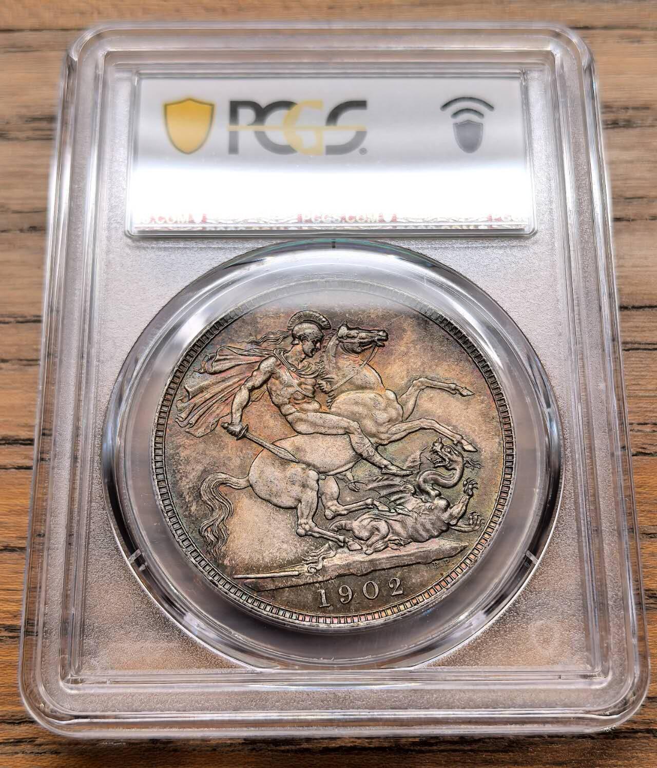 凡希社世界钱币微拍第三百十九期 1902英国爱七马剑大银PCGS-MS63，英伦五彩，光泽亮丽而富油润感，堪称养眼美物一件！（视频参考）