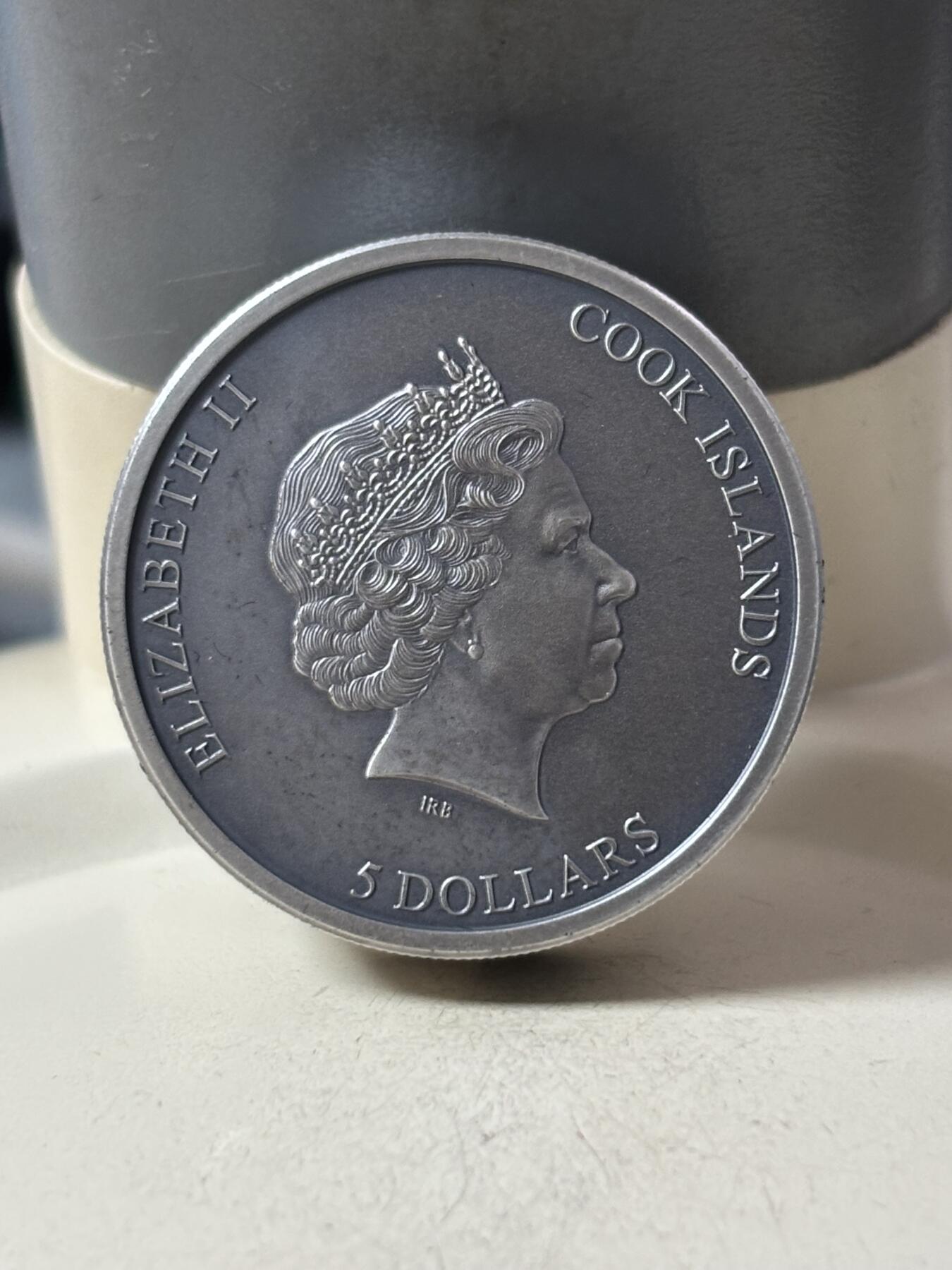 第189期拍卖 库克2021年镶嵌墨西哥索诺拉州拉西埃内加陨石银币，999银，1盎司，发行2500枚