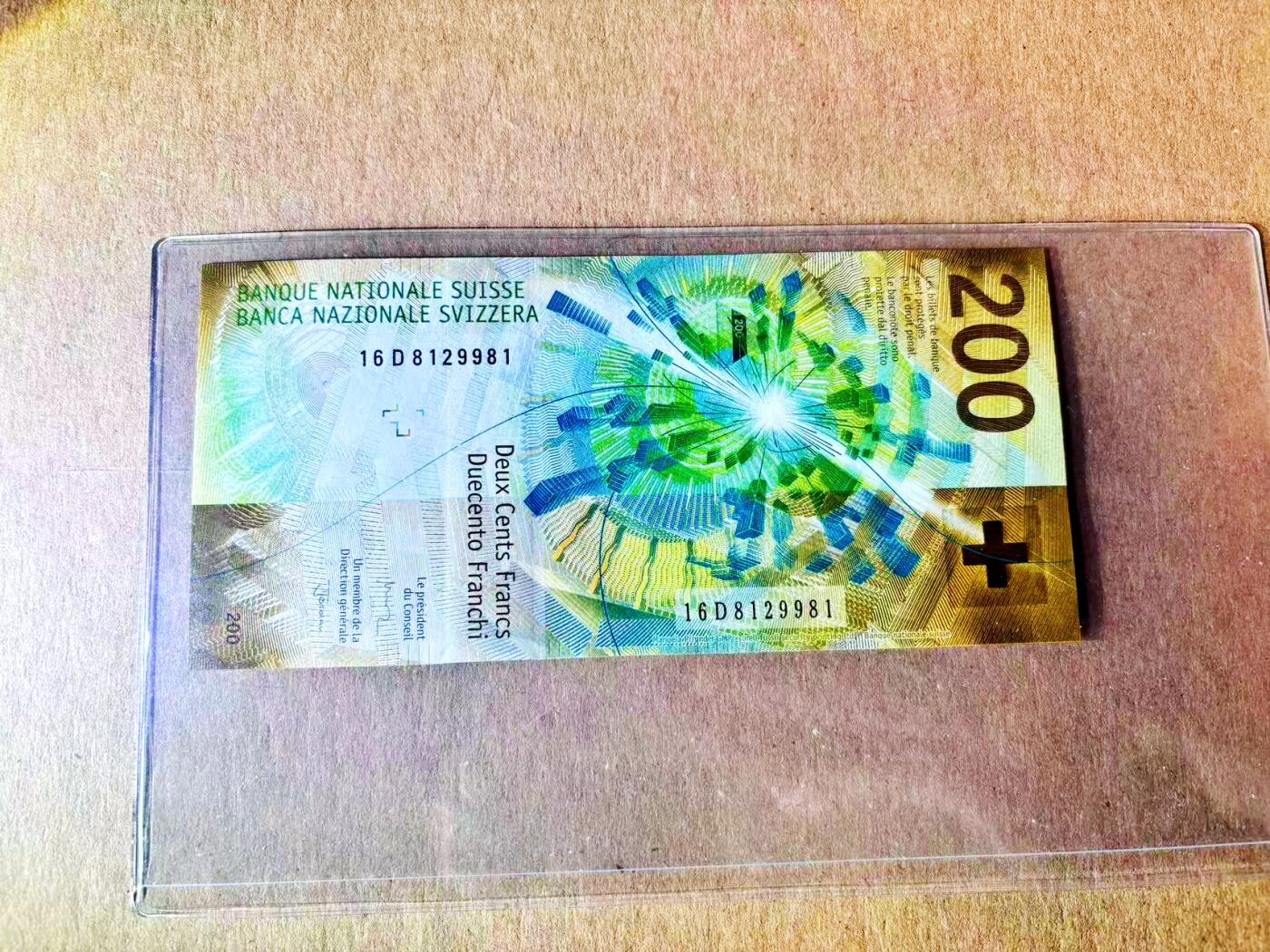 【Blue Auction】世界纸币精拍第779期——18级TOP拍卖/信誉/品质/专业/高效💫 【无47】瑞士 2016年200法郎 全新UNC