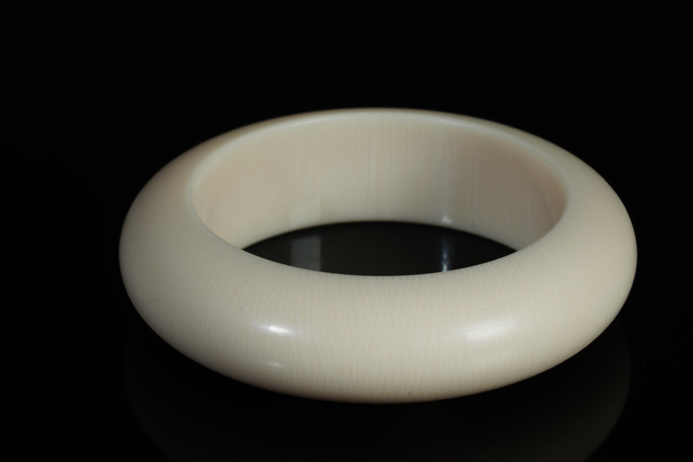 上海都达杂项专场十（全场包邮） 2.0贵妃手镯