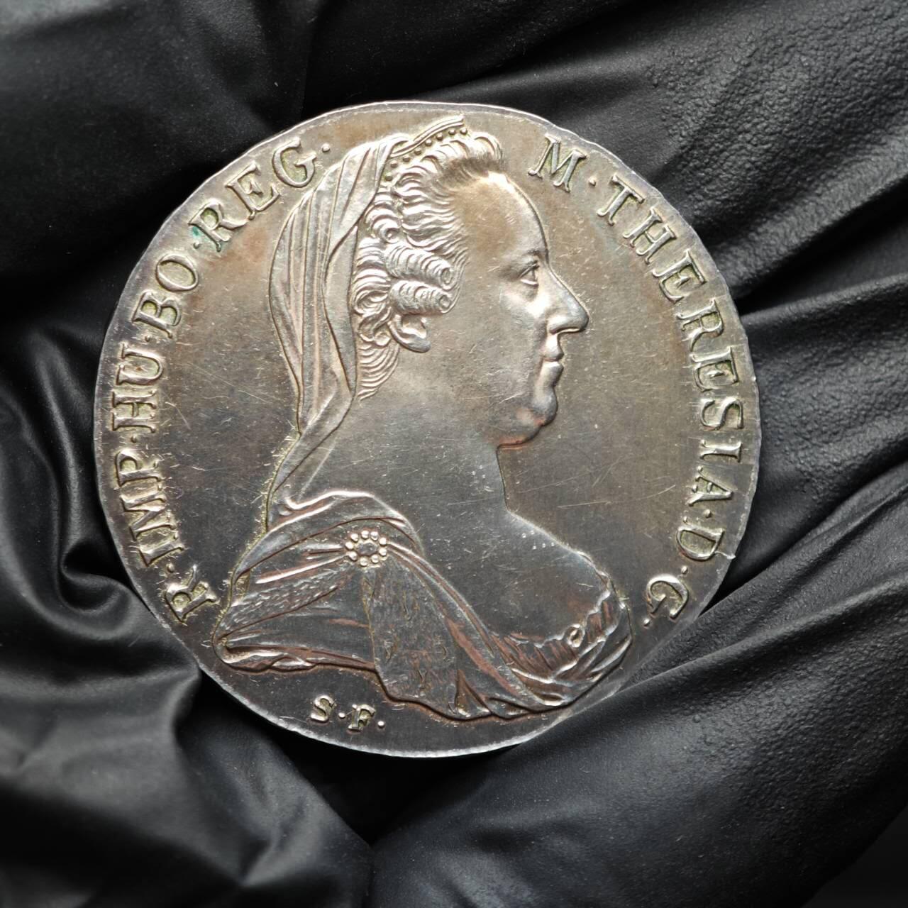 金瓯小拍第三期 古今币章 银价专场 奥地利特蕾莎大奶妈银币 后铸 重28.0克直径40.4mm