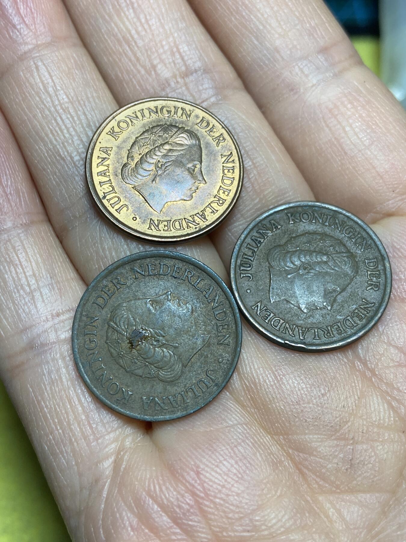 2026年第十五场(总第一百八十四场）外国好品散币场(免佣金) 荷兰🇳🇱5分3枚：1969年52年77年(朱丽安娜女王，鱼标和鸡标两个版)