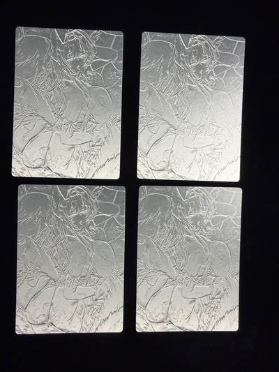 奇点新卡 无佣金 不寄存 不收拍   主攻奇点（有大佬赞助）需要多宫大佬请私聊 部分卡牌设有底价（不想玩的那么累，即使有底价也会比市场价便宜的多，懂的自然懂） 拒绝小号抬价 大家放心拍 所有拍品部分套有卡膜 部分卡牌多宫 自制卡牌 不包厂瑕 放大镜 品控 勿拍 流拍商品会循环 感谢大家支持 留个关注 不定时上新 谢谢 - 奇点卡牌 性感的美女 4张粗闪