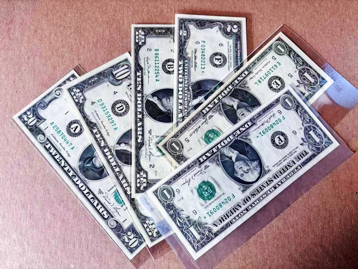 【Blue Auction】世界纸币精拍第779期——18级TOP拍卖/信誉/品质/专业/高效💫 【一组6张 含补号】美国 1981/1985年 1-20美金 品相如图