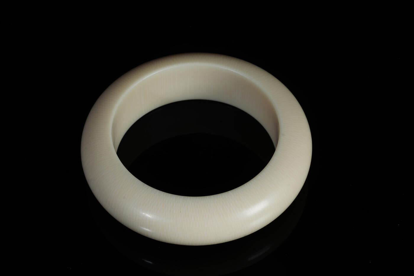 上海都达杂项专场十（全场包邮） 2.0贵妃手镯