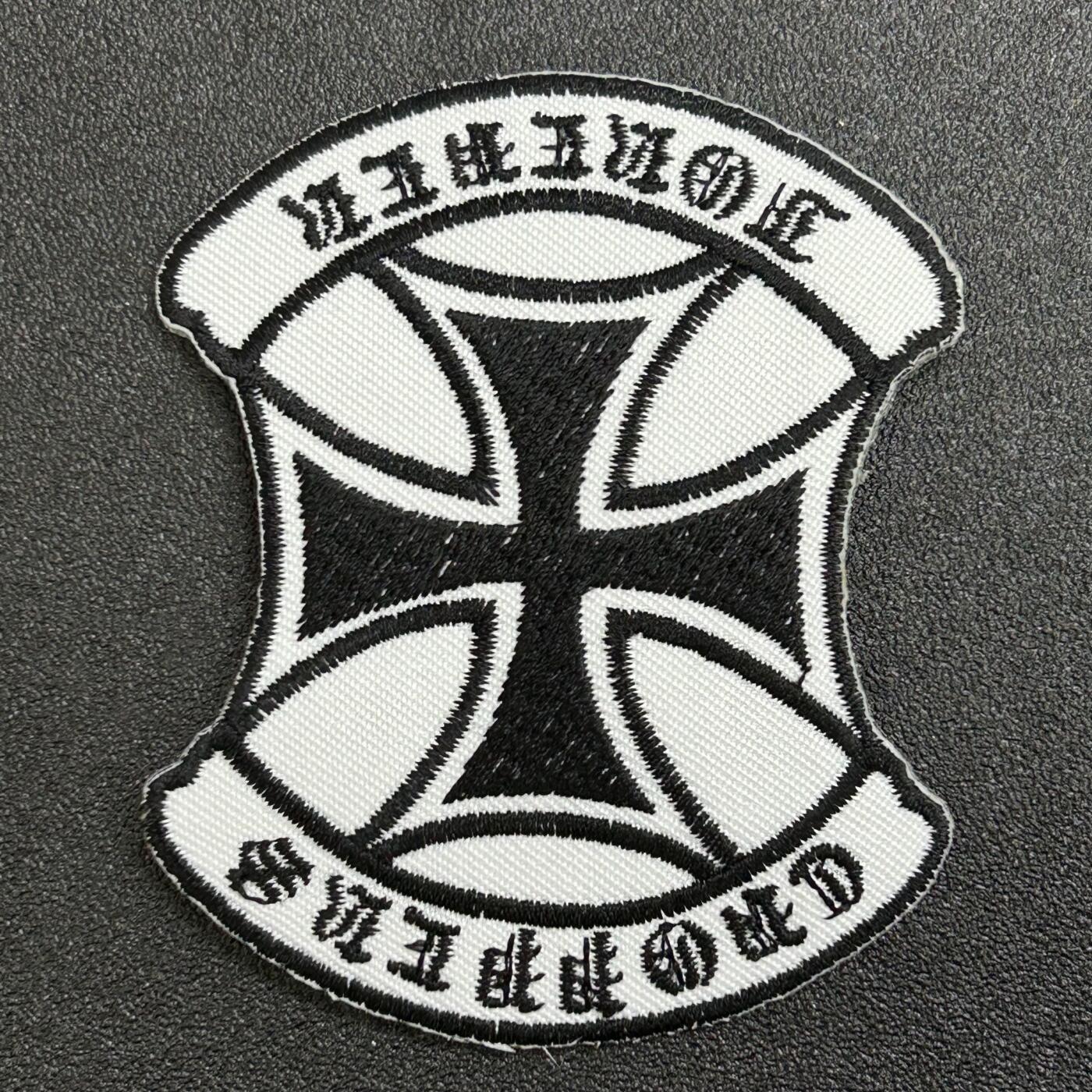 西秦中古拍卖第七十四期 外国铁十字造型臂章