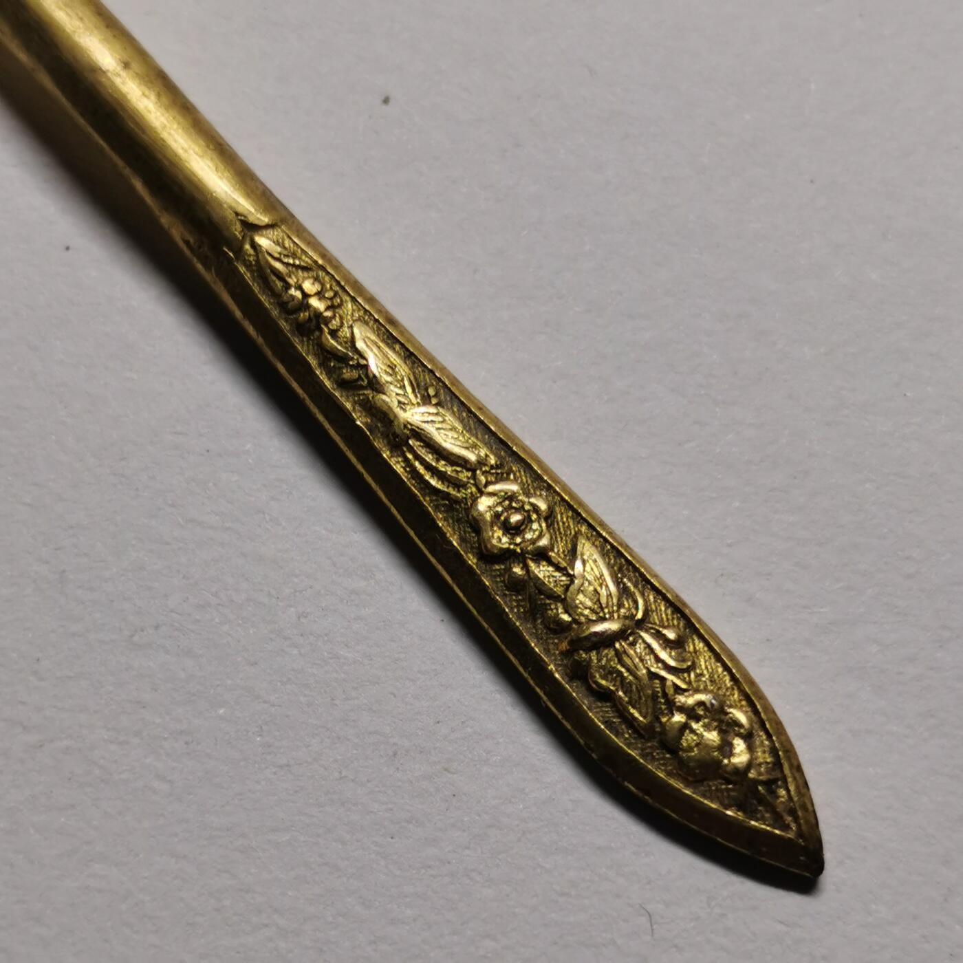 杂件专场96期 清代鎏金蝶恋花纹发簪