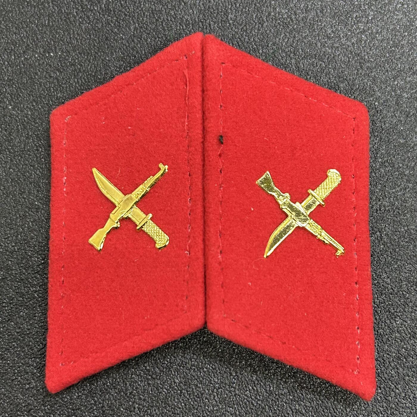 西秦中古拍卖第七十四期 越南人民军陆军步兵领章