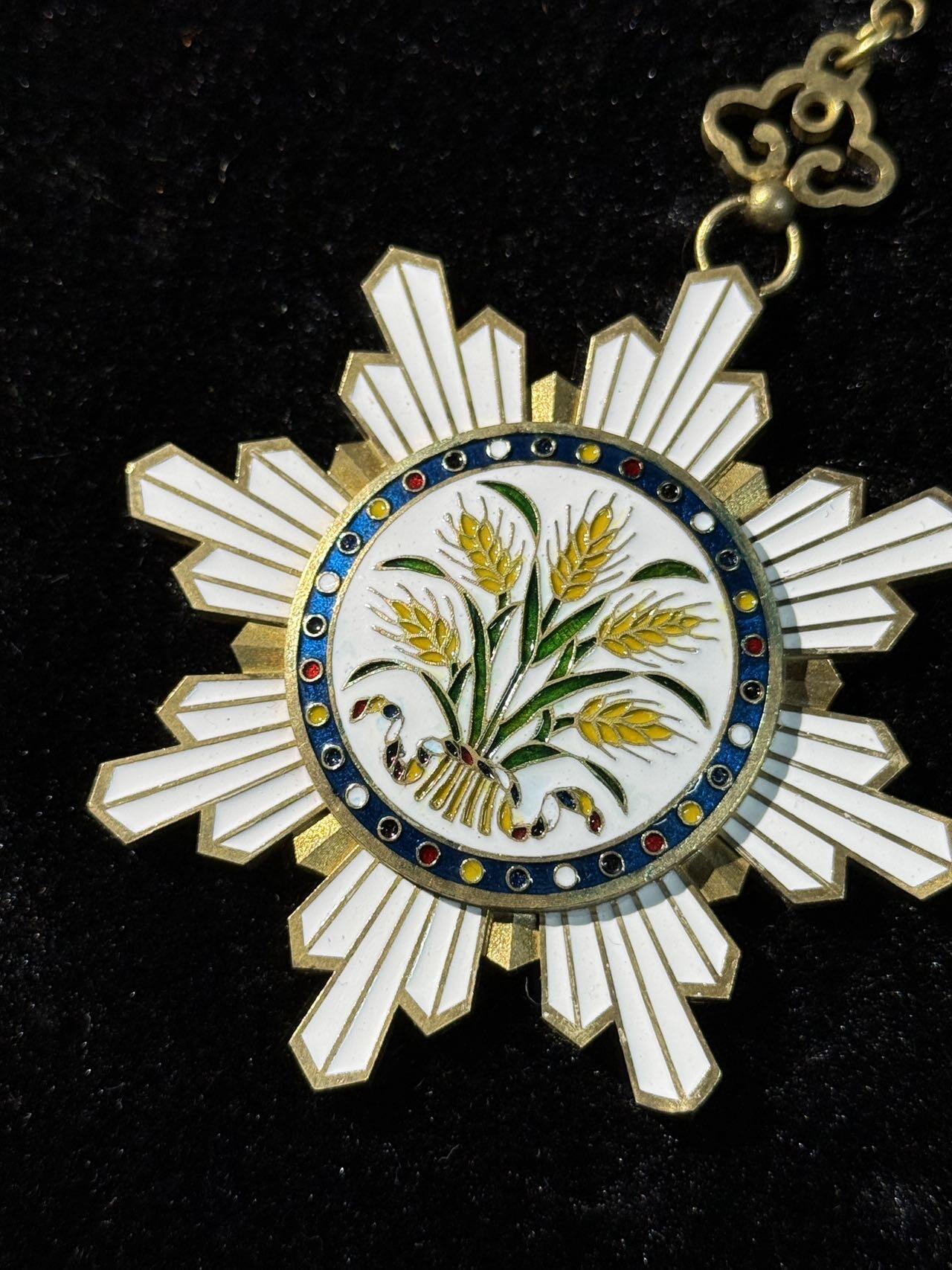 戎马世界章牌大赏第110期 一等嘉禾勋章挂章，铜制复刻