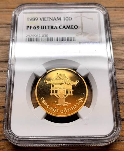 凡希社世界钱币微拍第三百十九期 - 1989越南独柱寺10D纪念铜币精铸NGC-PF69UC