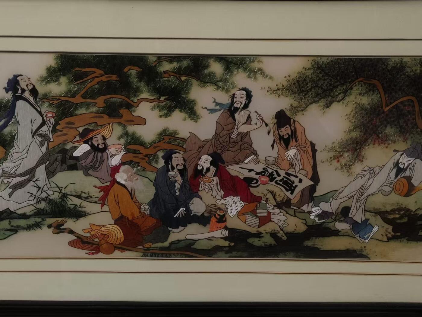 高档蚕丝刺绣：苏工刺绣，【饭中八宝】人物栩栩如生，特别精致，长107.5/宽51.5厘米