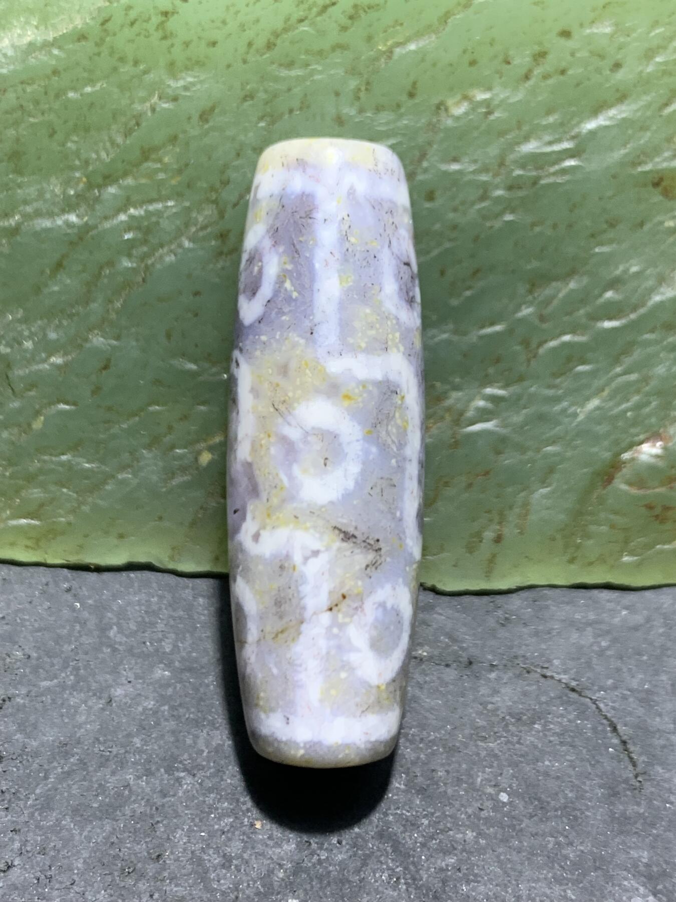 精品藏传象雄朱砂九眼随形天珠一颗