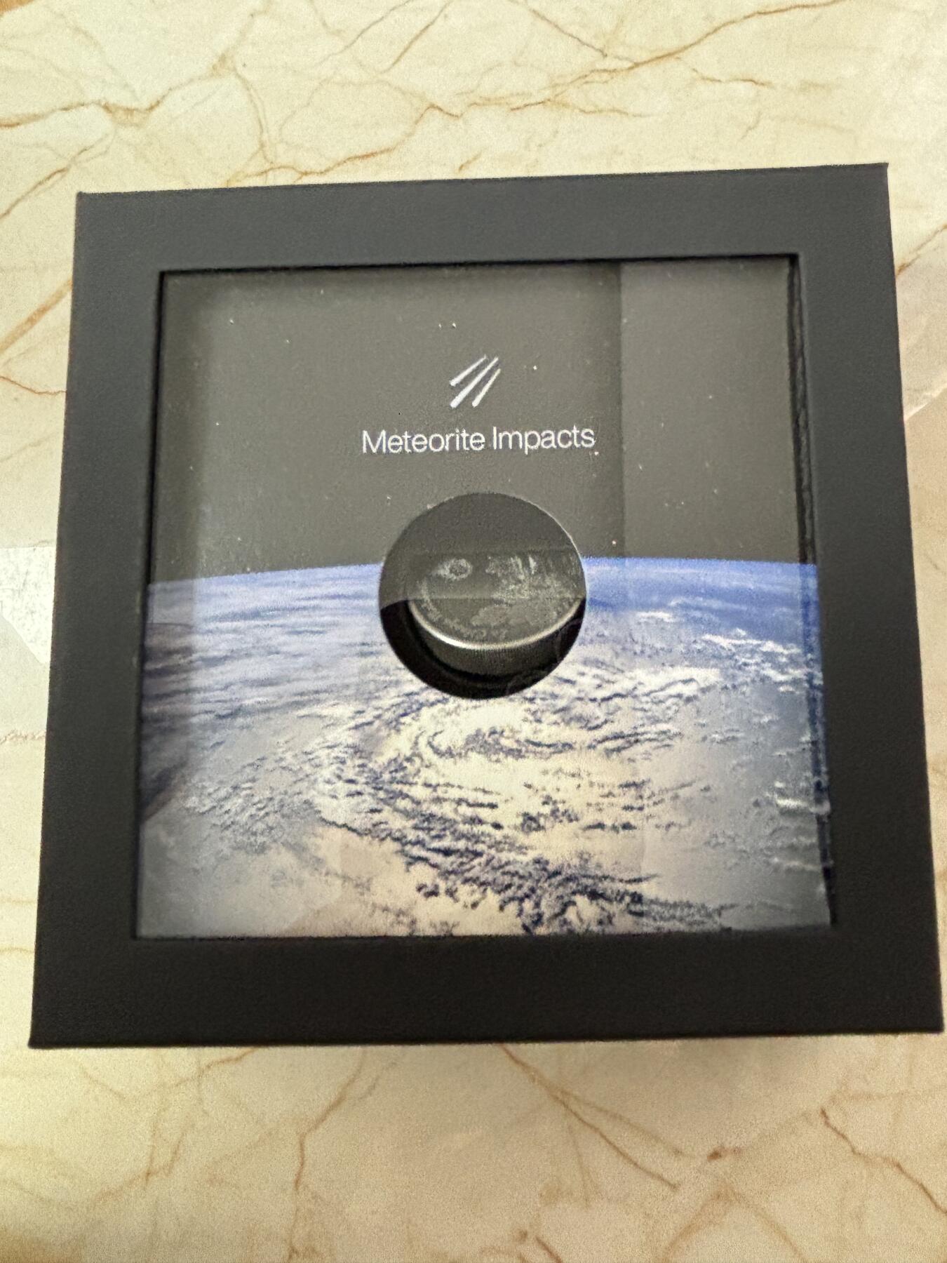 第189期拍卖 库克2021年镶嵌墨西哥索诺拉州拉西埃内加陨石银币，999银，1盎司，发行2500枚