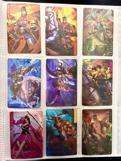 NO.22 好又多金牌大场，年前倒数第3期！每周一站式配齐，方便凑单！（周6晚9点截拍，卖家送拍0抽成！） 【套卡+卡册】鲁艺水浒 暗黑色特种油墨粗闪卡一套全 108基础卡+9解锁卡 共117张 带卡册1本