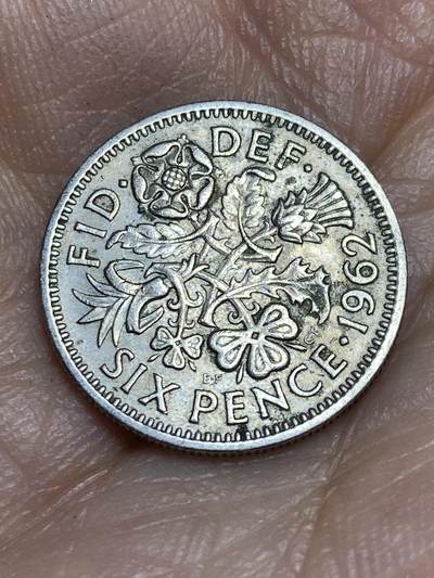 2026年第十五场(总第一百八十四场）外国好品散币场(免佣金) - 英国🇬🇧1962年6便士(伊丽莎白二世青年桂冠第二版)