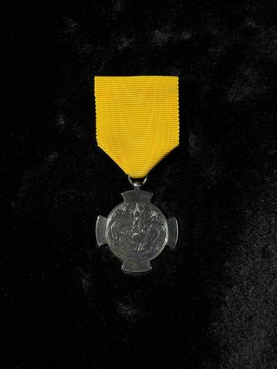 戎马世界章牌大赏第110期 - 光绪二十四年功牌，铜制高级复刻