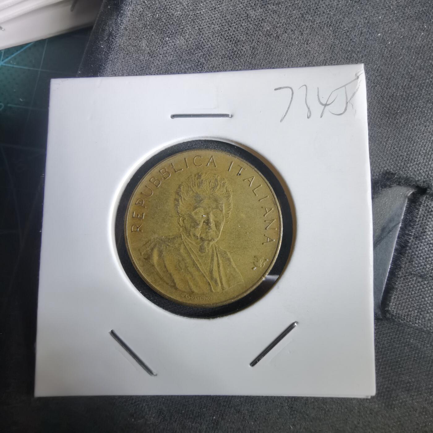 沼泽如烟--第973场 意大利1980年200里拉纪念币