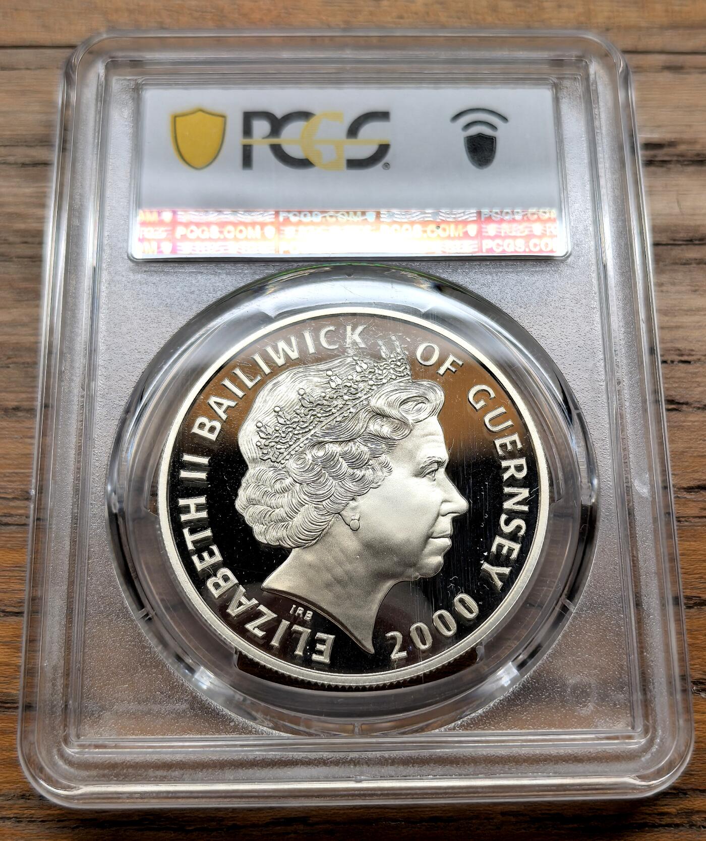 凡希社世界钱币微拍第三百十九期 2000根西岛英国王太后百岁诞辰纪念5镑大银PCGS-PR69DCAM