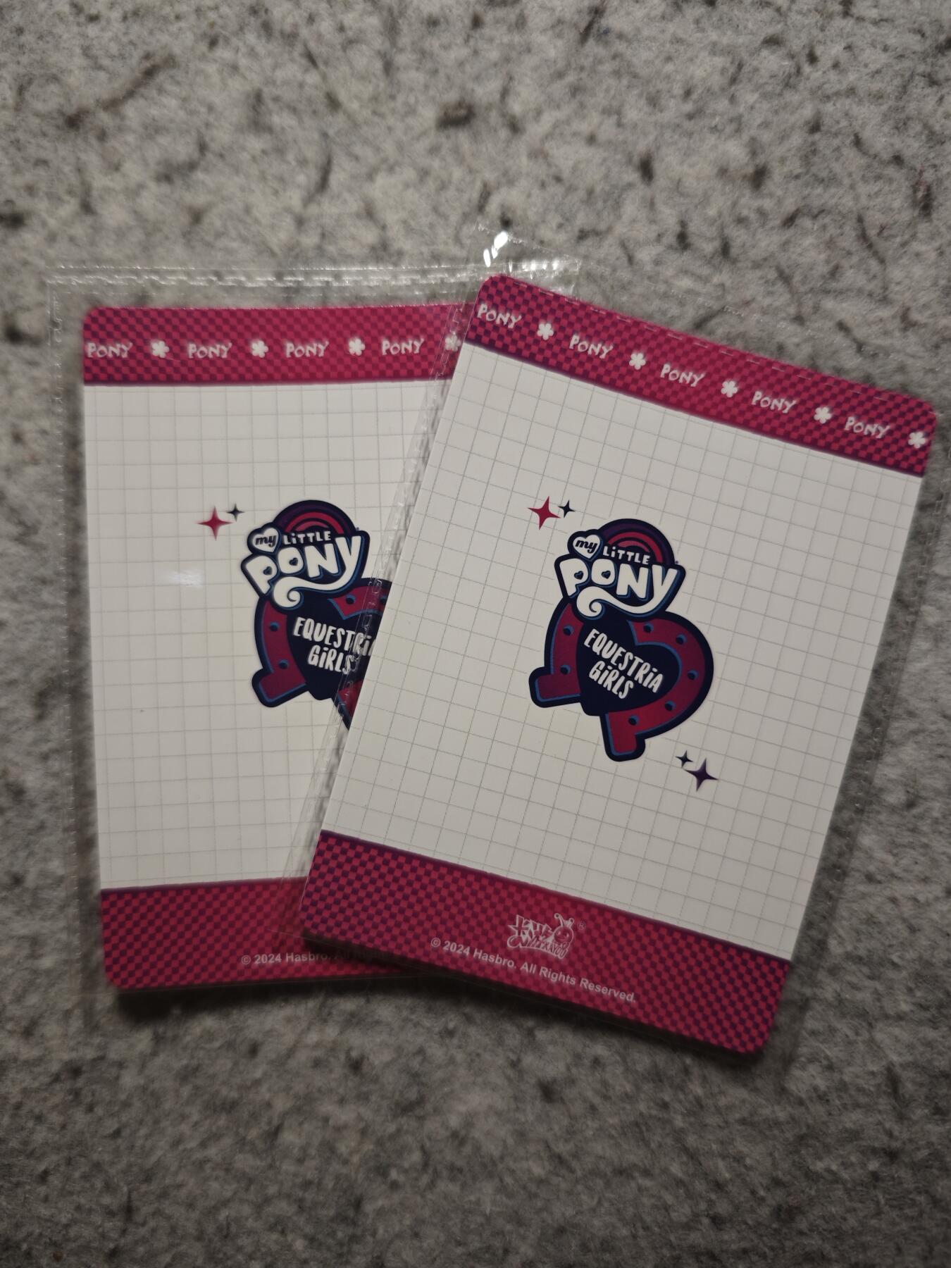 【随心含颖卡拍54期】卡游/集卡社/卡卡沃 抽卡机专场拍卖【无佣金】 卡游 小马宝莉 魔法书 柔柔2张