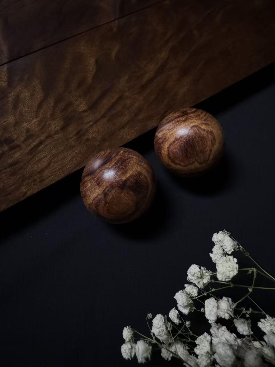 零元拍：  对眼海南黄花梨大手球一对，尺寸：45MM