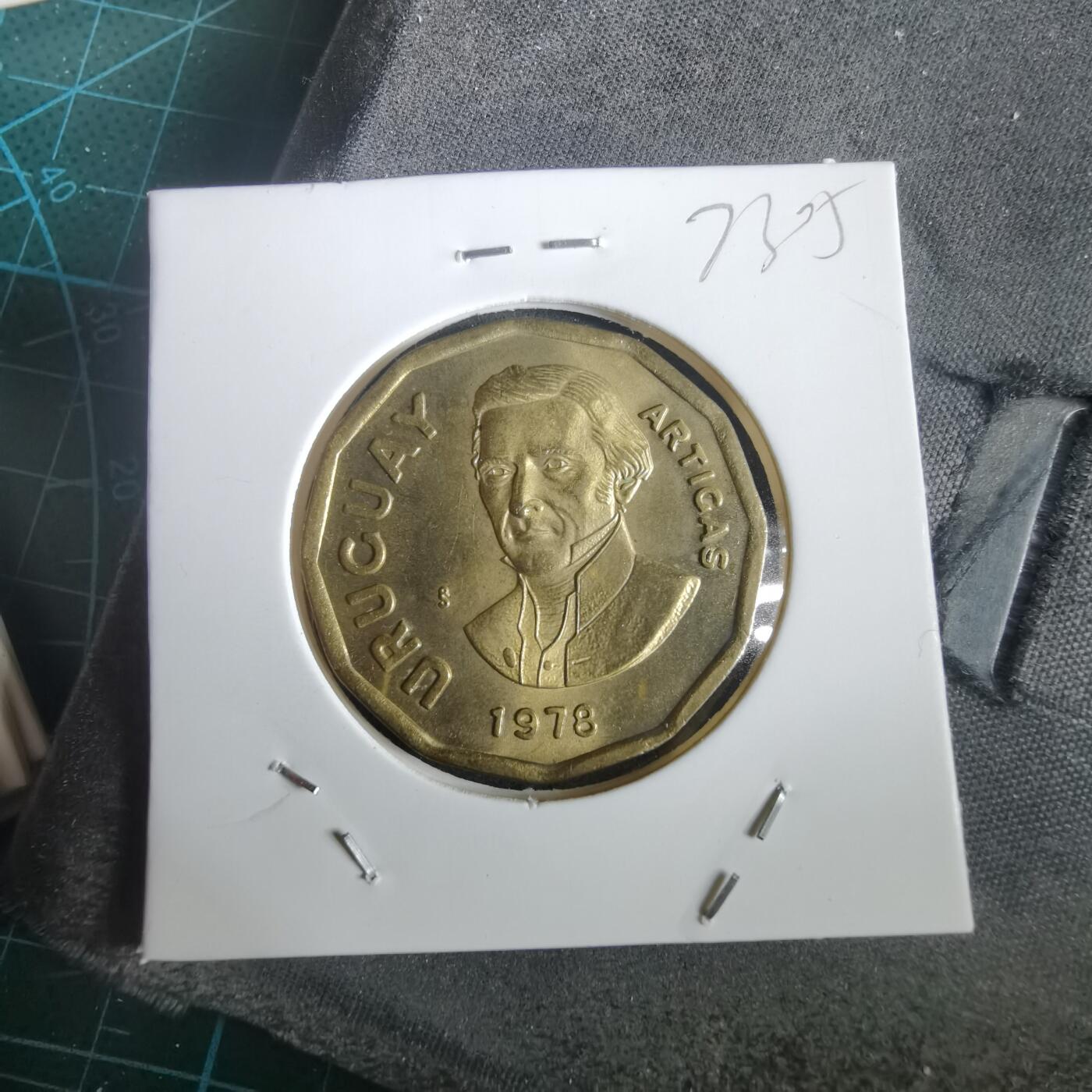 沼泽如烟--第973场 乌拉圭1978年1比索