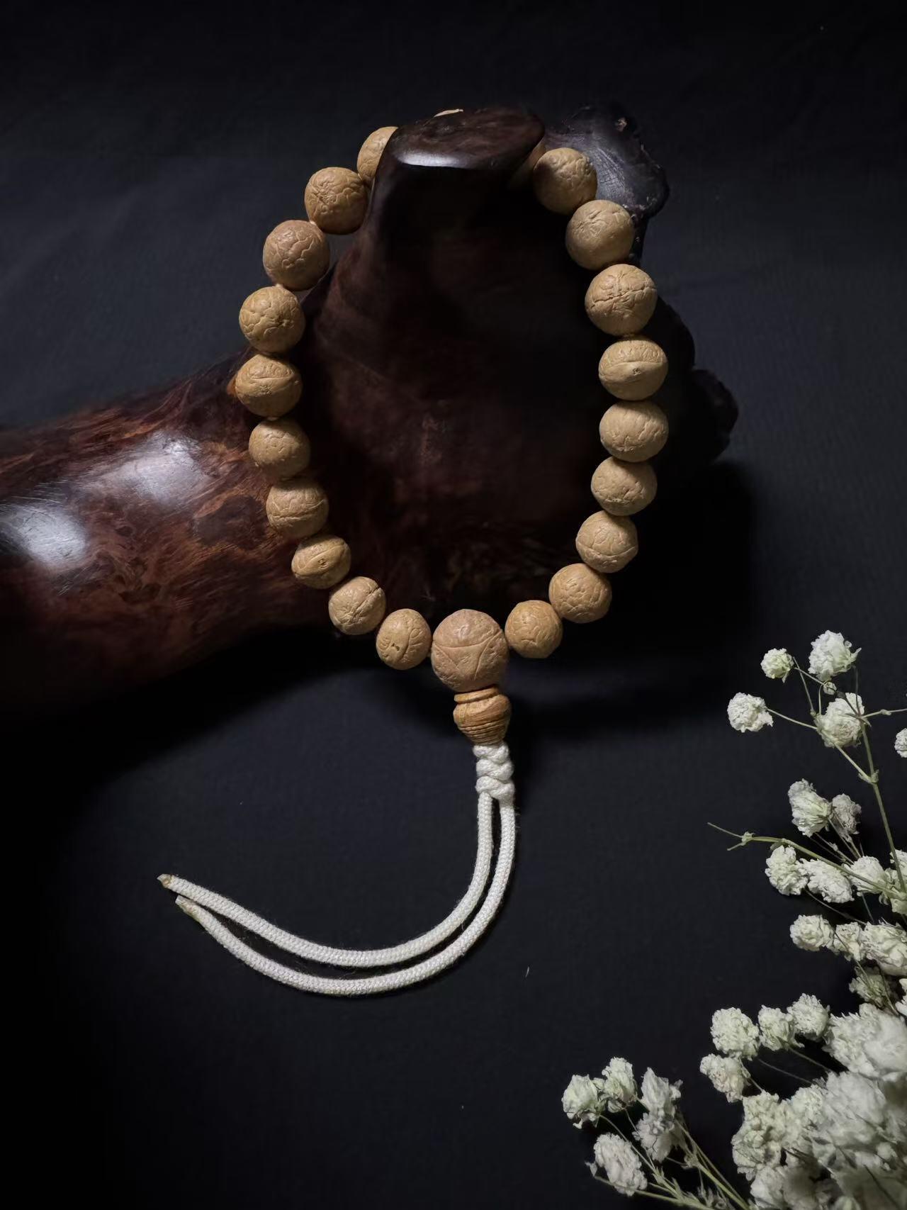 零元拍：凤眼单仓（媲美铁籽）大眼萌12MM左右念珠手串，2025年新籽，皮质超棒。