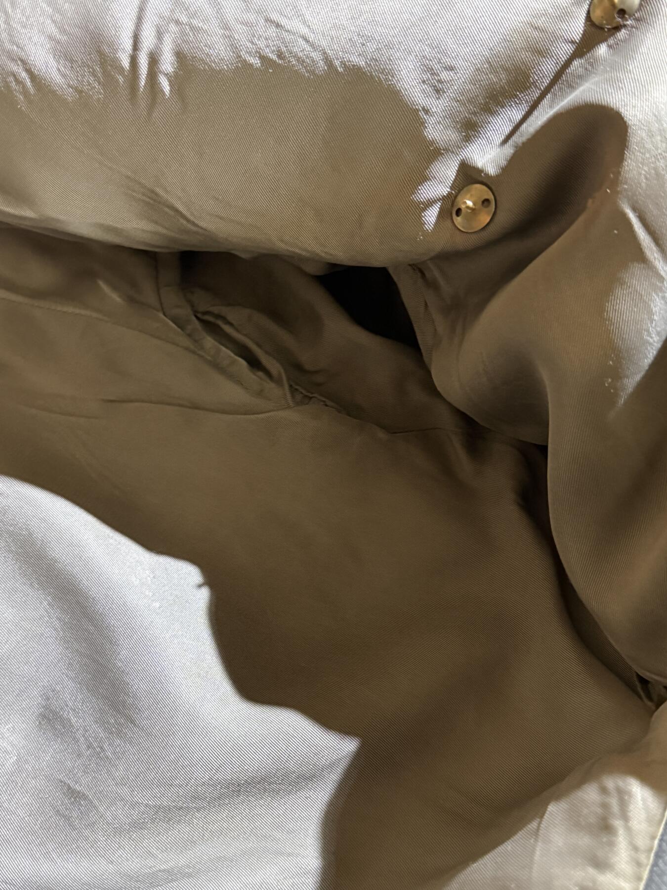 戎马世界章牌大赏第110期 东德军服，附带从士兵到尉官的肩章