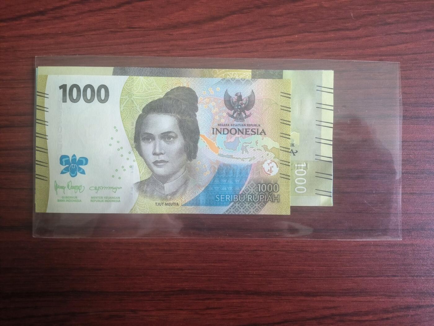 评级卡卡牌和纸币0元起拍（卡牌，纸币，送拍）