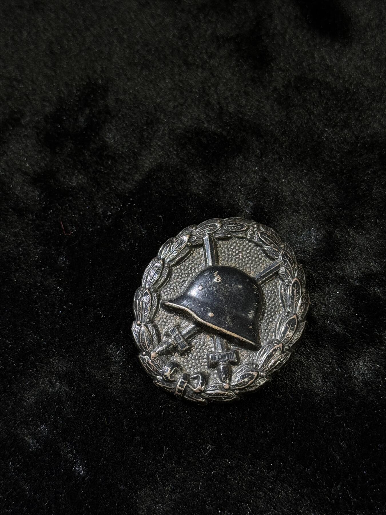 戎马世界章牌大赏第110期 德国一战黑色战伤奖章