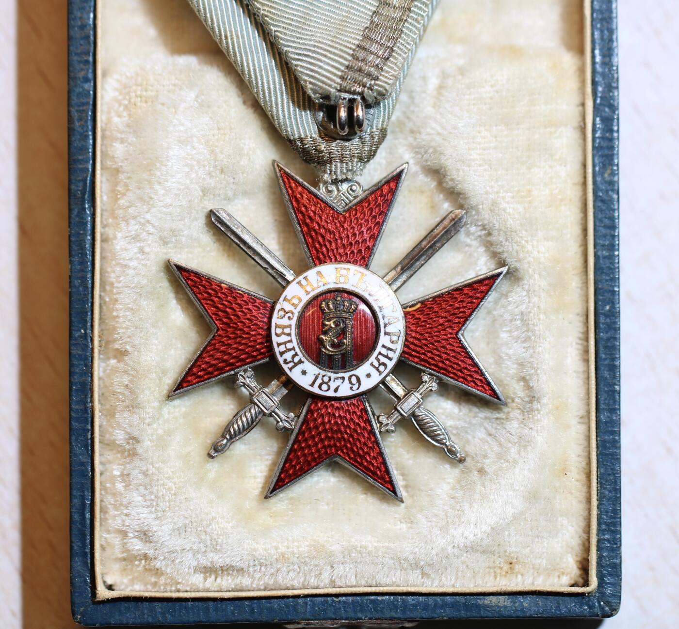 大猫徽章拍卖 第287期 保加利亚4级2等勇气十字勋章 + 勋章盒